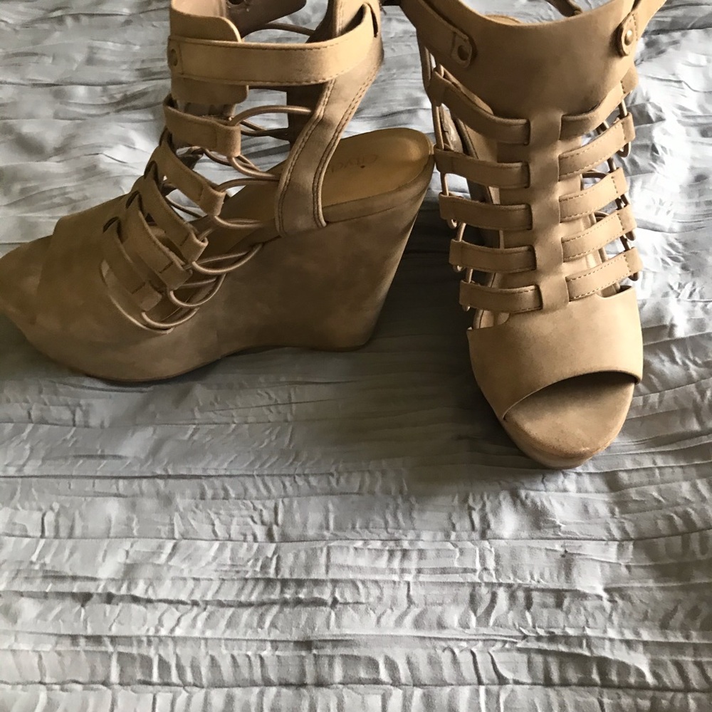 Wedges - Picture 2 of 3